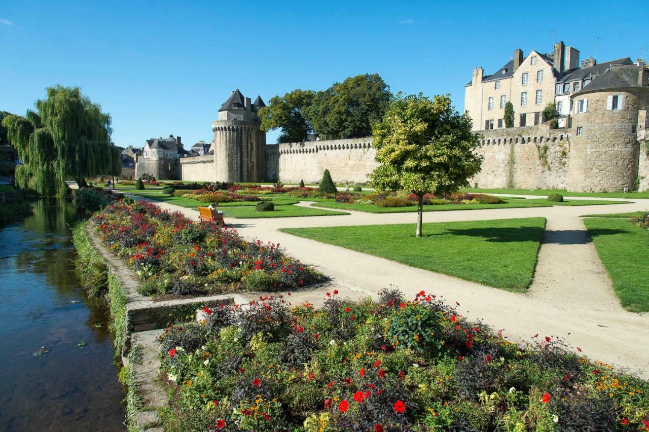 Apt 1 Ch - Centre Ville Vannes - Gare A Pied - Parking ภายนอก รูปภาพ